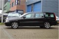 Volvo V70 - 2.4 T AWD Gtr. C.L. Leder/Navi/Clima/NapDealer OHMooi - 1 - Thumbnail