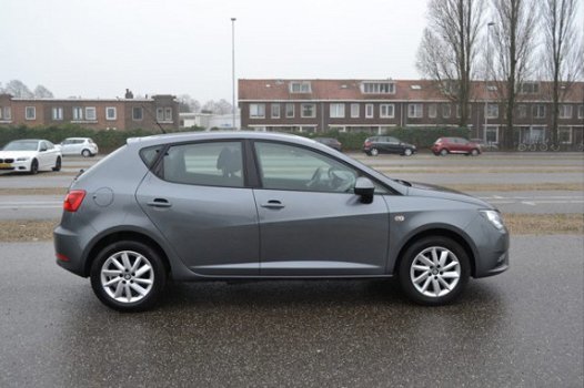 Seat Ibiza - 1.2 TSI Style GOEDE EN NETTE AUTO - 1