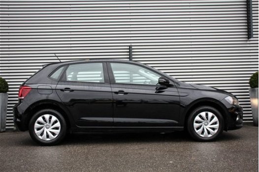 Volkswagen Polo - Comfortline 1.0 TSI 95pk Navigatie Adaptive cruise control Parkeersensoren Climatr - 1