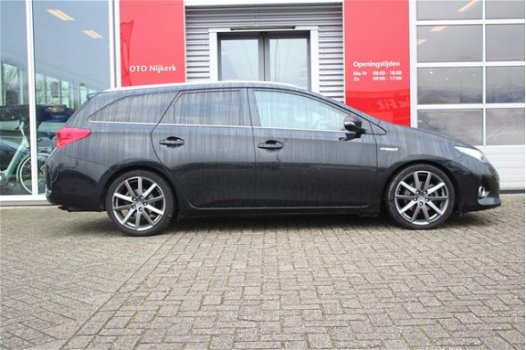 Toyota Auris Touring Sports - 1.8 Hybrid Lease Exclusive - 1