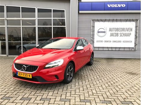 Volvo V40 - 2.0 D2 R-Design Geartronic | Standkachel | Leder| Full Led - 1