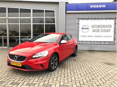 Volvo V40 - 2.0 D2 R-Design Geartronic | Standkachel | Leder| Full Led - 1