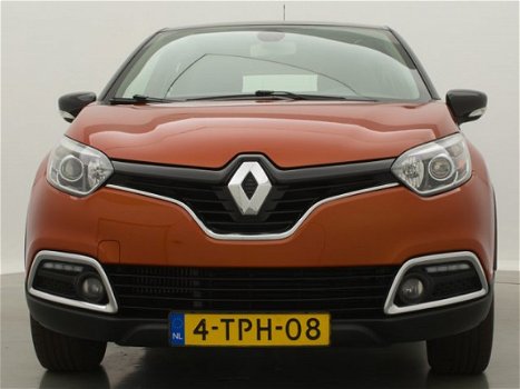 Renault Captur - TCe 90 Dynamique // Navigatiesysteem / 17 Inch LM Velgen / Parkeersensoren en Camer - 1