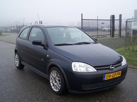 Opel Corsa - 1.4-16V Sport - 1