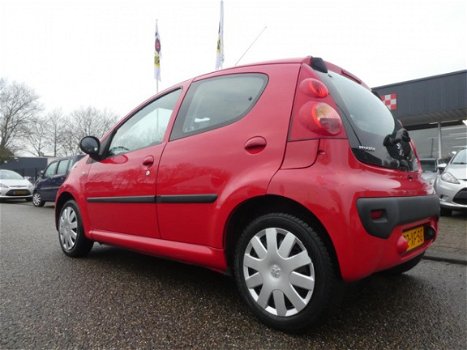 Peugeot 107 - 1.0 12V 68PK 5D NWE APK - 1