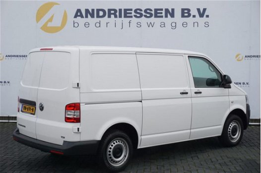 Volkswagen Transporter - T5 2.0 TDI L1H1, Airco, Cruise control, Parkeersensoren - 1