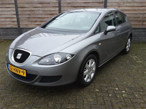 Seat Leon - 1.6 Reference AIRCO, TREKHAAK, NETTE STAAT - 1