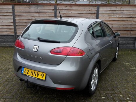 Seat Leon - 1.6 Reference AIRCO, TREKHAAK, NETTE STAAT - 1