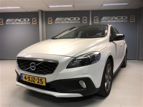 Volvo V40 Cross Country - 1.6 D2 Summum - 1