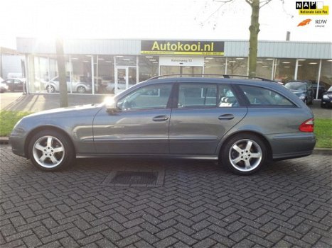 Mercedes-Benz E-klasse Estate - 280 Classic Automaat, Navi. kan direct mee - 1