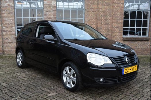 Volkswagen Polo - 1.4-16V Comfortline Black edition 2009 126.196 KM Airco Cruise - 1