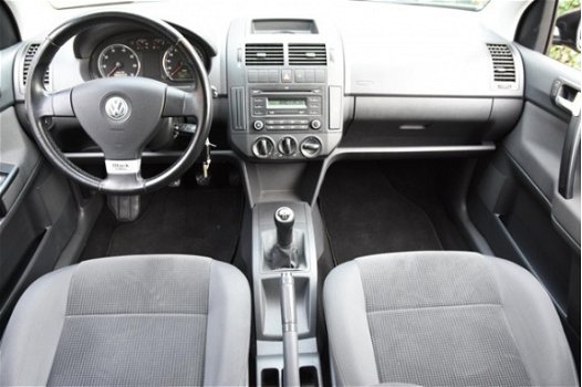 Volkswagen Polo - 1.4-16V Comfortline Black edition 2009 126.196 KM Airco Cruise - 1