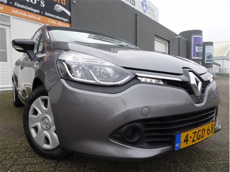 Renault Clio Estate - 1.5 dCi ECO Expression van 1ste Eigenaar met led en navigatie en carkit en air - 1