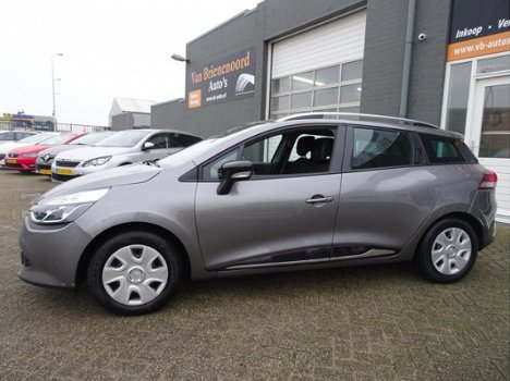 Renault Clio Estate - 1.5 dCi ECO Expression van 1ste Eigenaar met led en navigatie en carkit en air - 1