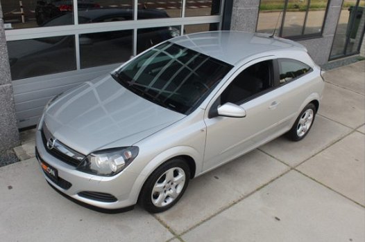 Opel Astra GTC - 1.7 CDTi 111 Pk Business Navi Airco LM - 1