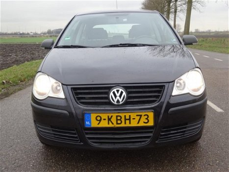 Volkswagen Polo - 1.2 COMFORTLINE AIRCO/CPV/ELRMN - 1