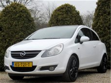 Opel Corsa - 1.4-16V White Edition / Ecc / 17 inch
