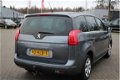 Peugeot 5008 - 1.6 HDiF ST 5p. Euro 5, Deze auto moet nog gereinigd worden. airco, climate control, - 1 - Thumbnail