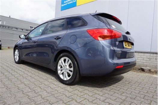 Kia Cee'd - 1.6 GDI DYNAMIC LINE NAV CRUISE CAMERA - 1