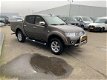 Mitsubishi L 200 - 2.5 DI-D Club Cab Intense Automaat 4x4, Airco, Leer, Trekhaak 2700 kg - 1 - Thumbnail