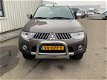 Mitsubishi L 200 - 2.5 DI-D Club Cab Intense Automaat 4x4, Airco, Leer, Trekhaak 2700 kg - 1 - Thumbnail