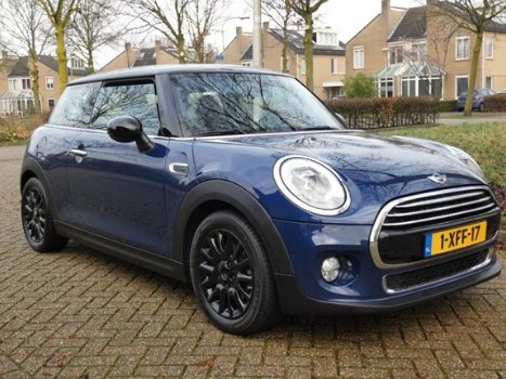 Mini Mini Cooper - 1.5 Chili navigatie leer clima dealer onderhouden - 1