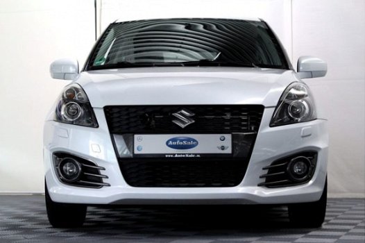 Suzuki Swift - 1.6 Sport 136pk XENON KEYLESS CRUISE BLUETH STOELVERW. '12 - 1