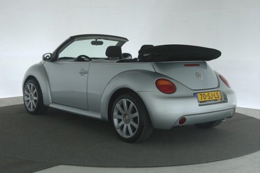 Volkswagen New Beetle Cabriolet - 1.6 Turijn Comfort - 1