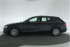 Audi A4 Avant - (J) 2.0 TDI Advance [ Panorama Navi Xenon ]
