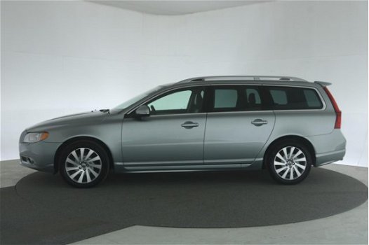 Volvo V70 - T4 Limited Edition Aut. [ xenon schuifdak leder navi ] - 1