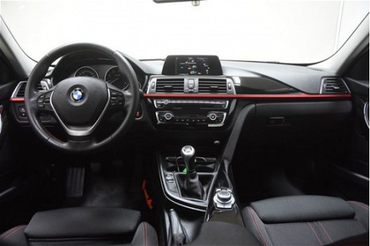BMW 3-serie - (J) 320d Executive Sport [ led navi sportstoelen ] - 1