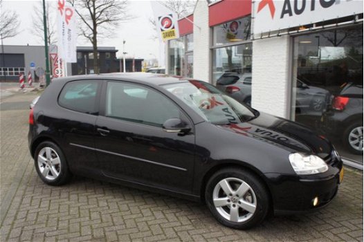 Volkswagen Golf - 1.4 TRENDLINE NIEUWSTAAT ZEER WEINIG KM'S - 1