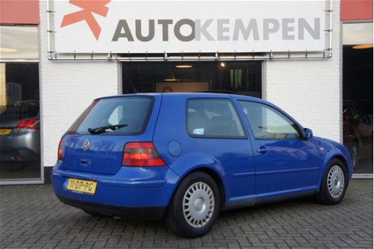 Volkswagen Golf - 2.0 Highline SCHUIFDAK - 1