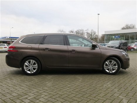 Peugeot 308 SW - 1.6 BlueHDI Blue Lease Executive Distributie vervangen - 1