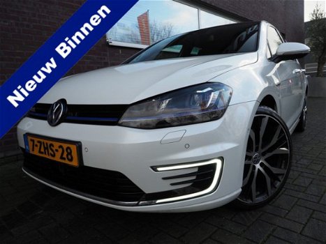 Volkswagen Golf - 1.4 TSI GTE Adaptive Pano Leder Navi Standkachel Keyless EX BTW - 1