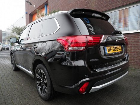 Mitsubishi Outlander - 2.0 PHEV Instyle LED Leder Navi 360 Camera EX BTW - 1