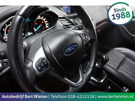 Ford Fiesta - 1.0 | Titanium | Geen import | Navi | Trekhaak - 1