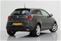 Alfa Romeo MiTo - 0.9 TwinAir Distinctive 105PK, NAVI | CLIMA | CRUISE | LEER | PDC V+A - 1 - Thumbnail