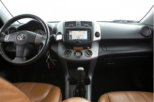Toyota RAV4 - 2.0 VVTi X-Style leder Navigatie Trekhaak Rijklaar - 1