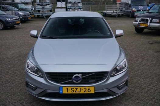 Volvo S60 - 2.0 D4 R-Design - 1