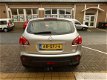 Nissan Qashqai - 2.0 Tekna Pack, automaat , airco, climate, cruise, controle, 155.000.km - 1 - Thumbnail