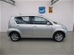 Daihatsu Sirion 2 - 1.3-16V Comfort / luxe *AIRCO*DEALER-ONDERHOUDEN*ELEK-RAMEN*SB*LM - 1 - Thumbnail