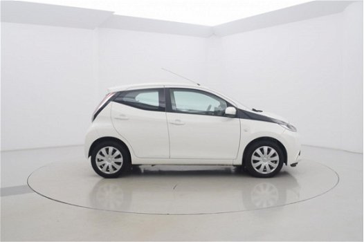 Toyota Aygo - 1.0 VVT-i x-play Automaat 5drs - 1