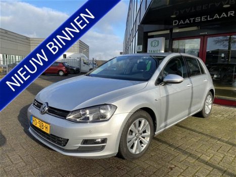 Volkswagen Golf - 1.0 TSI Trendline - 1