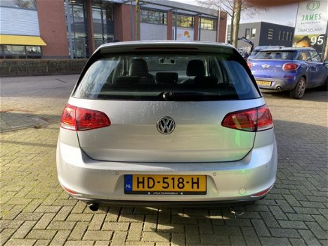 Volkswagen Golf - 1.0 TSI Trendline - 1