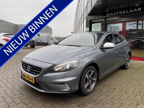 Volvo V40 - 2.0 D2 R-Design Business - 1