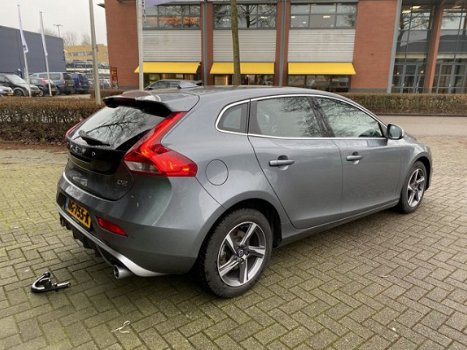 Volvo V40 - 2.0 D2 R-Design Business - 1