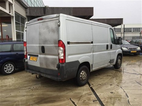 Peugeot Boxer - 333 L1H1 2.2HDI 10 0 - 1