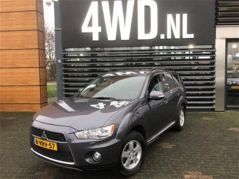 Mitsubishi Outlander - 2.2 DI-D 4WD VAN GRIJS KENTEKEN 2000 KG TREKGEWICHT 6 MND GAR € 7900 EXCL Aut - 1