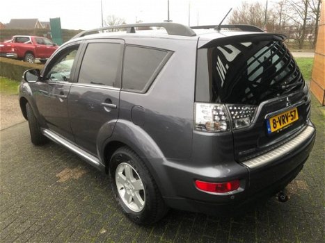 Mitsubishi Outlander - 2.2 DI-D 4WD VAN GRIJS KENTEKEN 2000 KG TREKGEWICHT 6 MND GAR € 7900 EXCL Aut - 1